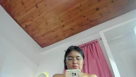 luna_velveth1 online show from February 4, 6:49 am