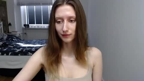 L U N A  online show from March 5, 7:04 am