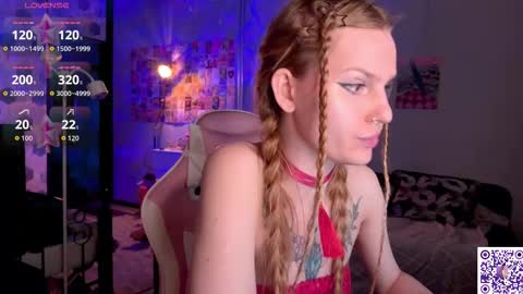 Britney online show from March 30, 7:13 pm