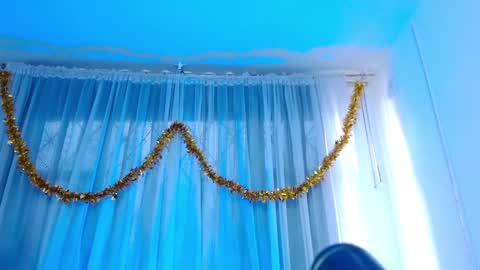 Luna online show from December 15, 8:36 pm