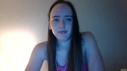 lunapixie2020 online show from April 16, 9:39 pm