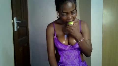 lunargoddess45 online show from February 4, 2:14 am