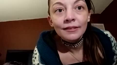 lunasecretadmirer online show from March 11, 9:35 am