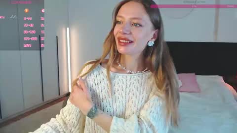 LunaticaBae online show from March 20, 2:27 am