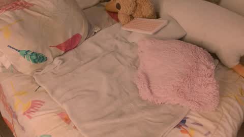 Snapshot of lunita_galaxy chatting on September 11, 2:12 am Luna Galaxy online show from September 11, 2:12 am