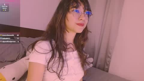 Snapshot of lunita_galaxy chatting on January 16, 3:23 am Luna Galaxy online show from January 16, 3:23 am