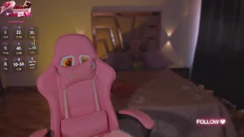 LUNA ROSE online show from November 4, 4:23 pm