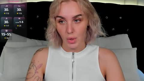 Snapshot of lushcherry chatting on October 11, 11:07 pm your sweet Liana online show from October 11, 11:07 pm