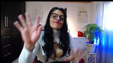 Angela 3 online show from October 2, 9:09 pm