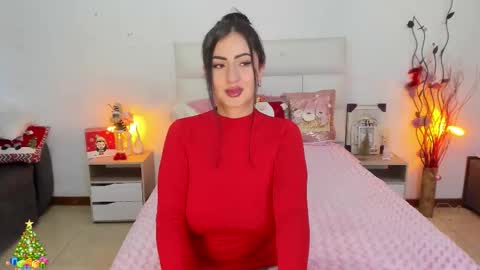 lustful__babe online show from December 18, 12:32 pm