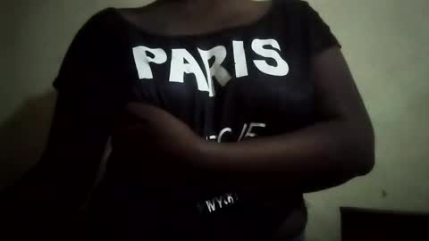 Snapshot of lustinshadows chatting on October 7, 1:21 am Nessy online show from October 7, 1:21 am