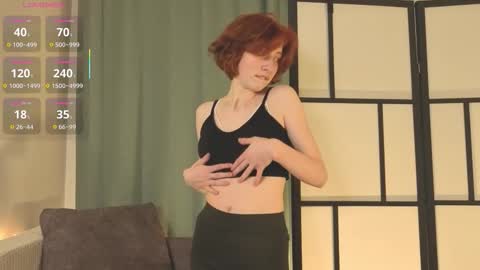 Snapshot of luvenianitschke chatting on October 22, 7:13 am Sasha online show from October 22, 7:13 am