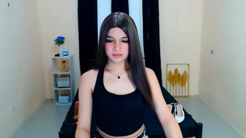 queen lux online show from September 28, 3:24 am