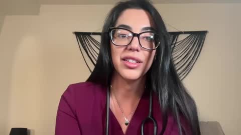 luxcher22 online show from March 8, 4:09 am