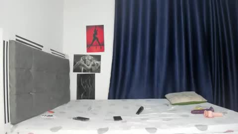 luxedollxoxoo online show from April 7, 8:33 pm