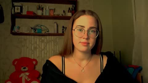 Katie online show from March 15, 9:17 pm