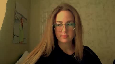 Katie online show from May 7, 2:32 pm