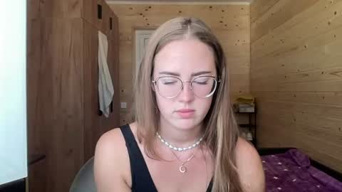 Katie online show from July 3, 8:09 am