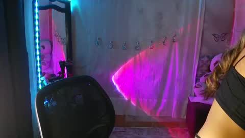 Call me Lia  online show from October 24, 11:23 pm