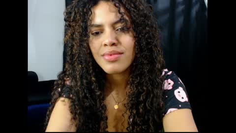 lylii_evans online show from February 9, 3:32 am