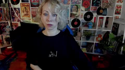 Lylith Skye NO NUDE model online show from January 3, 8:21 am