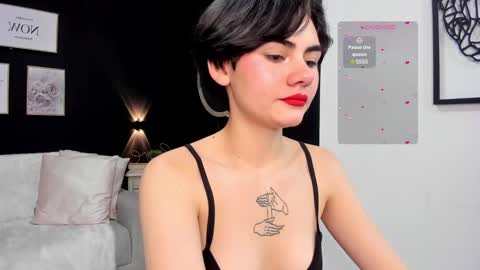 Snapshot of lyn_lebelle chatting on December 24, 2:22 pm Lyn online show from December 24, 2:22 pm