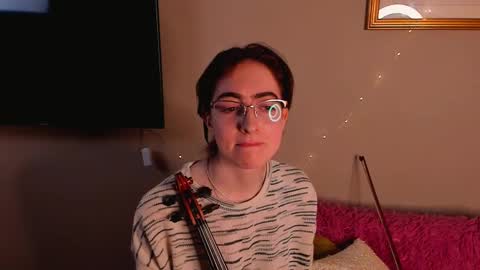 lynnfrere online show from December 20, 7:28 pm