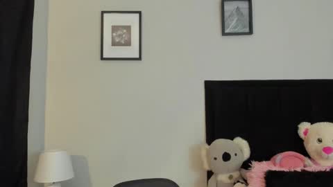 Lyriadiamond online show from January 10, 8:24 pm