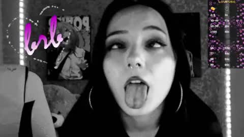 Melissa online show from July 4, 7:10 pm