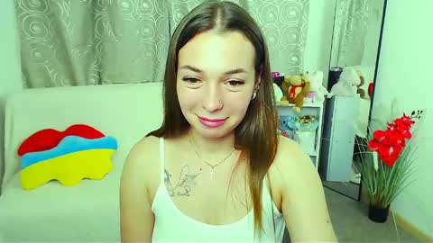 Vikki online show from June 3, 2:33 pm