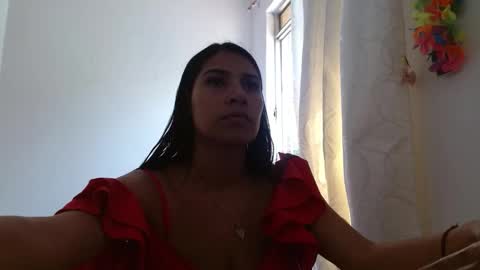 Snapshot of maaddy_thompson chatting on October 2, 6:57 pm maaddy_thompson online show from October 2, 6:57 pm