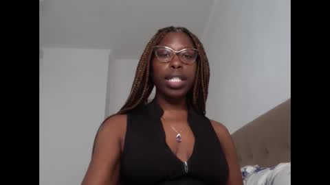 YourMadamIndigo online show from February 16, 3:05 pm