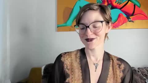 Madam Mezusa online show from December 13, 11:17 pm