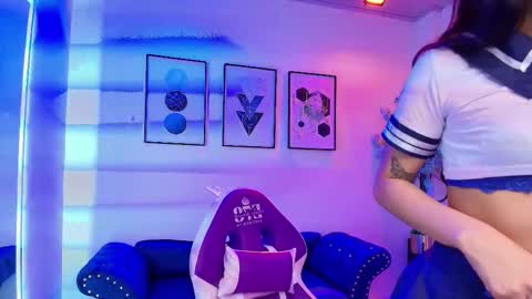 maddie_t18 online show from March 27, 11:44 am