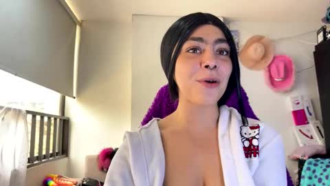 Maddie online show from March 11, 4:42 pm