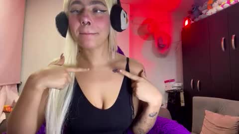 Maddie online show from March 17, 11:53 pm