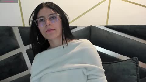 Maddy  online show from October 21, 12:36 am