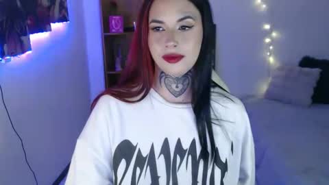 maddy_vicius19 online show from April 15, 3:40 am