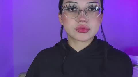   Please followme and rate me your thumbs up online show from December 5, 9:16 pm