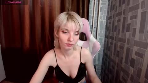 madelaines online show from February 7, 3:43 am