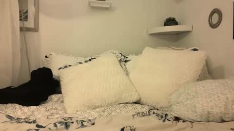 Madie Ray online show from February 21, 5:46 am