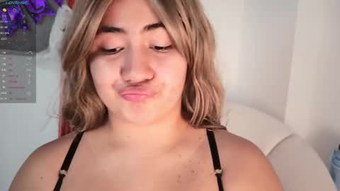 Madison Smith online show from October 23, 12:55 pm