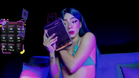 Madison Watson online show from November 13, 10:47 am