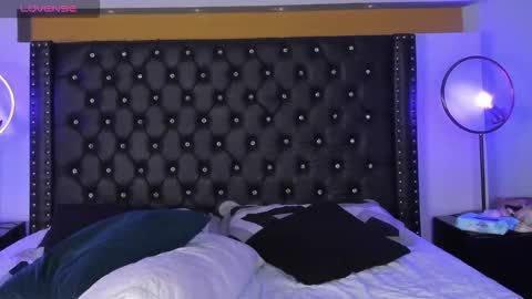 Madisson online show from November 17, 3:29 am