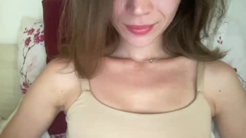 magicgirl50053 online show from June 25, 5:03 pm