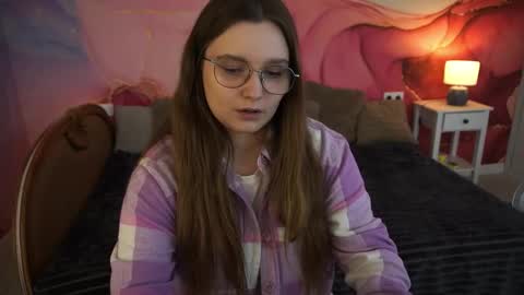 Emily online show from November 5, 1:27 pm