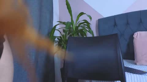 Mailin online show from February 2, 9:58 pm