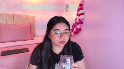 mailyn_rose online show from October 21, 4:55 pm