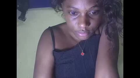 maissa687177 online show from October 24, 9:11 pm