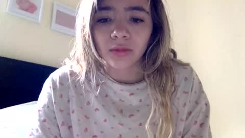 majo_gomezz online show from March 21, 5:51 pm